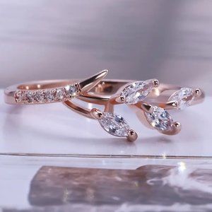 Women Glamorous ring eternity wedding band Leaf Zircon